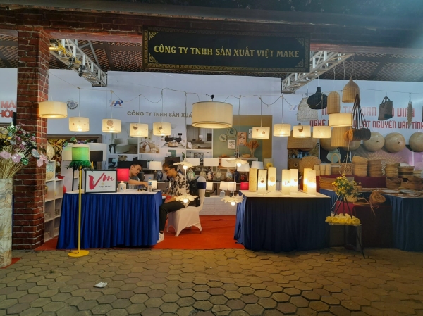 Sự kiện hội chợ, triển lãm Việt Make - Đèn Trang Trí Việt Make - Công Ty TNHH Sản Xuất Việt Make
